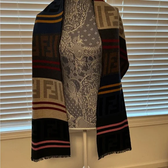 Fendi Multicolor Scarf - Picture 8 of 13